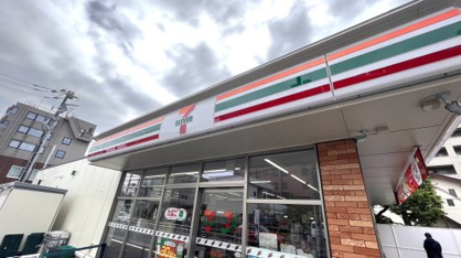 セブン-イレブン 調布布田２丁目店の画像1
