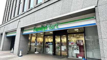ファミリーマート 朝日生命代田橋ビル店の画像1
