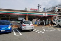 セブンイレブン 八尾北亀井町店