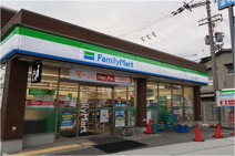 ファミリーマート JR久宝寺駅前店