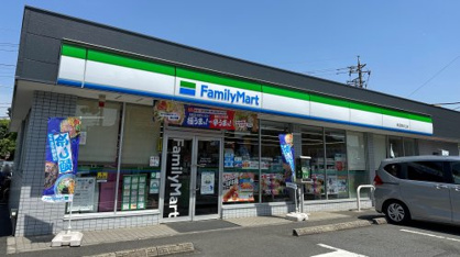 ファミリーマート 長沼団地入口店の画像1