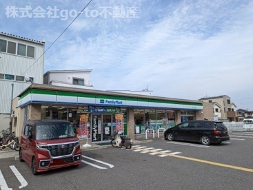 ファミリーマート 明石大久保中央店の画像1