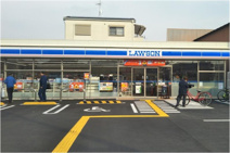 ローソン 八尾山本町北八丁目店