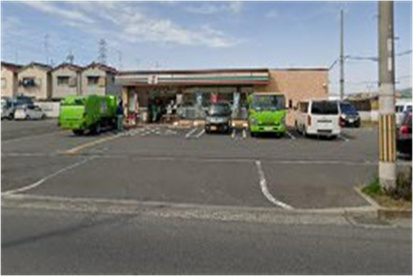 セブンイレブン 八尾福万寺町店の画像1