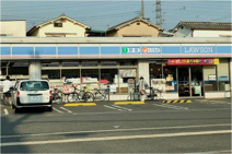 ローソン 八尾青山店