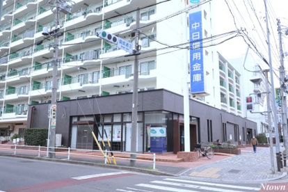 中日信用金庫上飯田支店の画像1