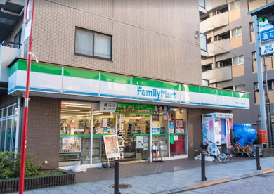 ファミリーマート 新馬場サクセス通り店の画像1