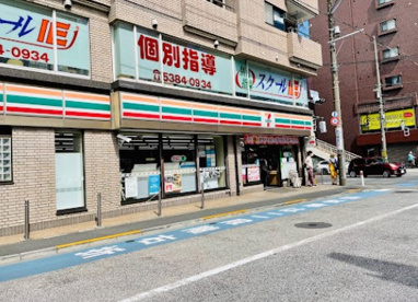 セブンイレブン調布仙川店の画像1