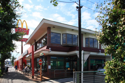 マクドナルド　東八道路野崎店の画像1