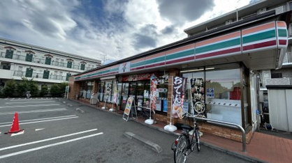 セブンイレブン 小平小川東町1丁目店の画像1