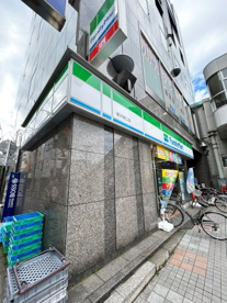 ファミリーマート 柳沢南口店の画像1