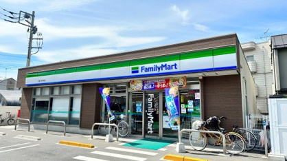 ファミリーマート 三鷹人見街道店の画像1