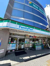 ファミリーマート 羽村駅東口店の画像1