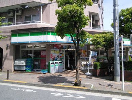 ファミリーマート 大森北店