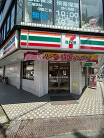 セブンイレブン 越谷駅東口店の画像1