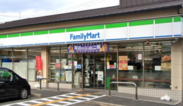 ファミリーマート 西大路九条店