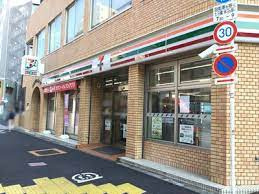 セブンイレブン 新宿曙橋駅西店の画像1