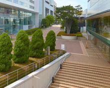 新宿サザンテラス広場