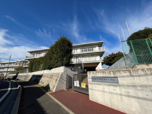 朝霞市立朝霞第四小学校の画像