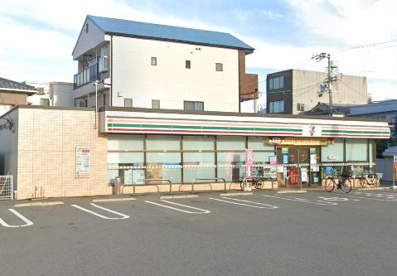 セブンイレブン 大阪諏訪3丁目店の画像1