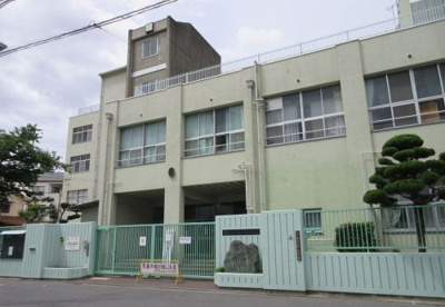 みどり小学校の画像1