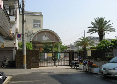 茨田東小学校の画像1
