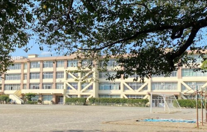 東大和市立第四中学校の画像1