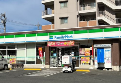 ファミリーマート 東大和桜が丘店の画像1