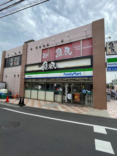 ファミリーマート稲城長沼駅前店