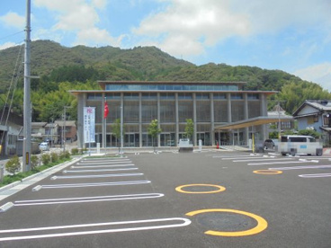 日高村役場の画像1