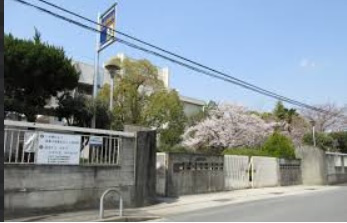 豊川中学校の画像