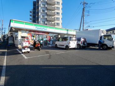 ファミリーマート 千葉寺駅東店の画像1