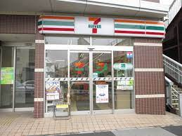 セブンイレブン 横浜反町駅前店