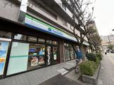 ファミリーマート　明大前北店