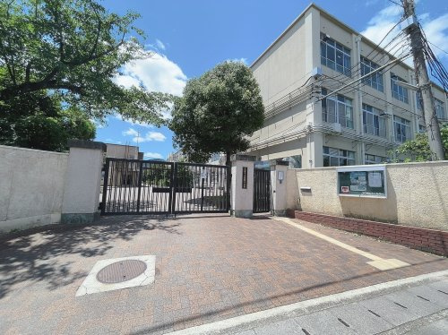 京都市立嵯峨中学校の画像