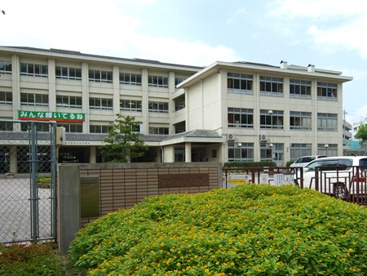 広島市立城山北中学校の画像1
