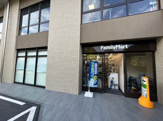コンビニエンスストア ファミリーマート 甲南山手店