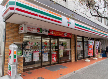 セブンイレブン 新宿若松町店の画像1