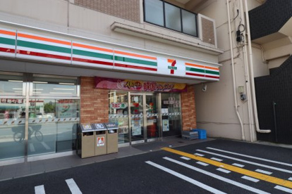 セブンイレブン 尼崎杭瀬南新町店の画像1