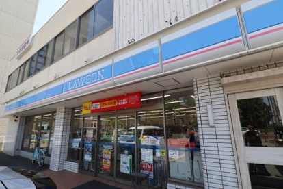 ローソン 尼崎昭和通二丁目店の画像1