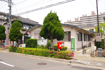 市川幸郵便局の画像1