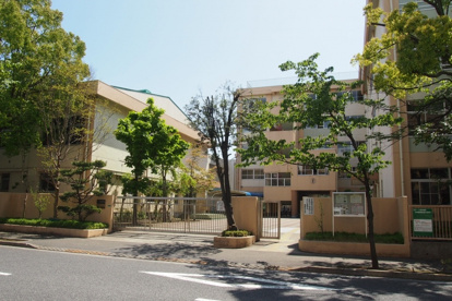 東葛西中学校の画像1