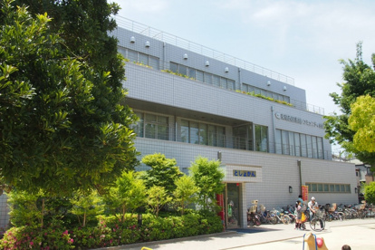 江戸川区立東葛西図書館の画像1