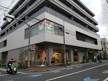 ヨークフーズ With(ウィズ) ザ・ガーデン自由が丘 西落合店の画像1