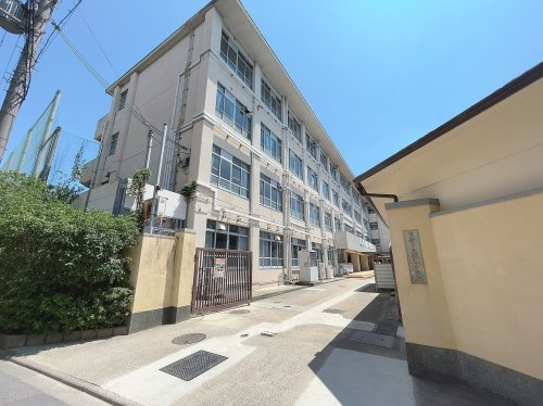 京都市立伏見中学校の画像