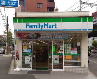 ファミリーマート　平沼一丁目店の画像1