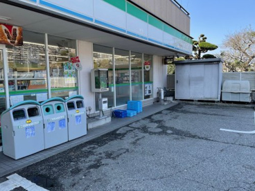 ファミリーマート 箕面白島店の画像1