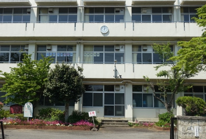 市原市立市東中学校の画像1
