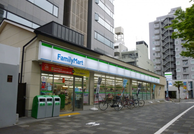 ファミリーマート御池西洞院店の画像1