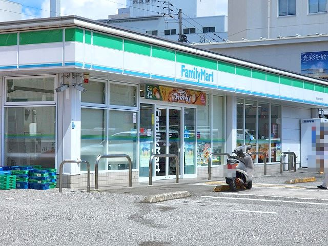 ファミリーマート 南はりまや町店の画像